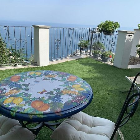 Gresy Appartamento Suite Positano Esterno foto
