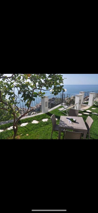 Gresy Appartamento Suite Positano Esterno foto
